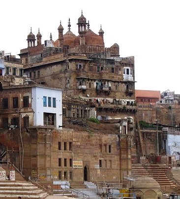 Alamgir masjid isone of the best tourist place in Varanasi 