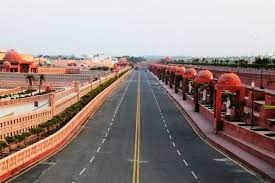 Marine Drive is the best place in lucknow Lucknow