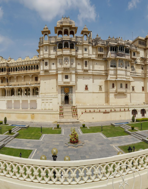 City Palace Udaipur Is The Place To Visit In Rajasthan