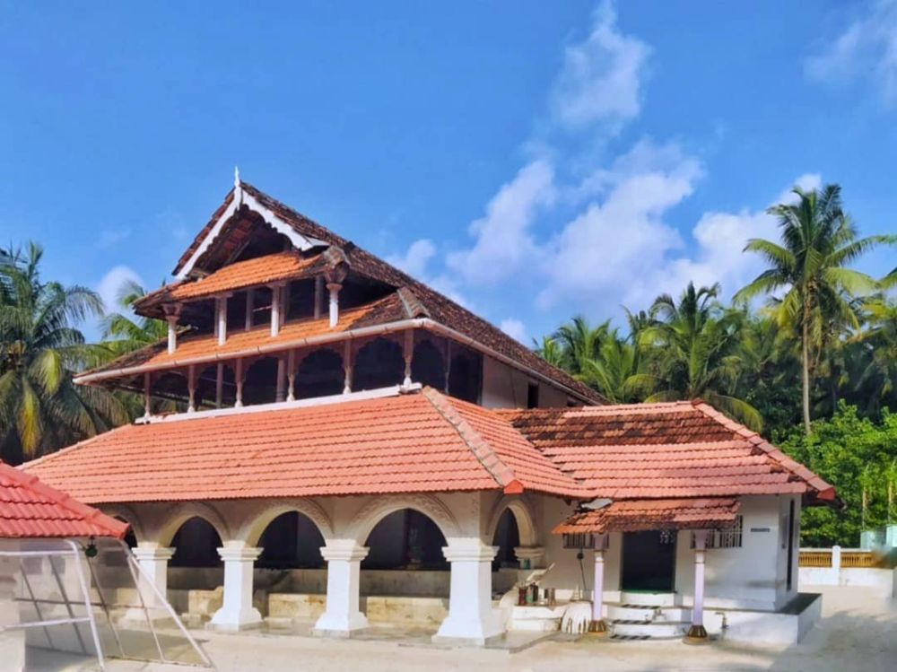 Ujra Mosque is the best tourist place in Lakshadweep