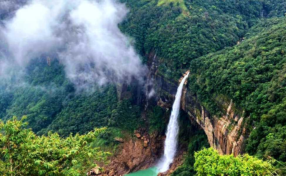 Cherrapunji Meghalaya me ghumne ki jagah hai