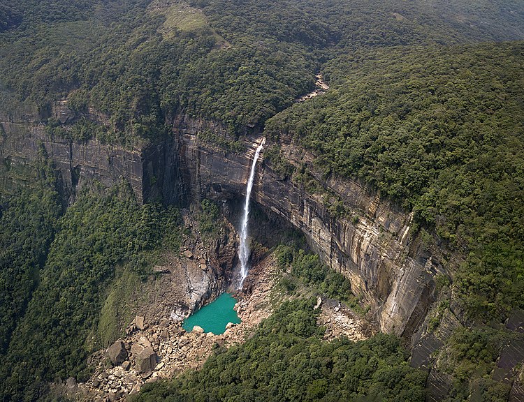 Nohkalikai Falls is the best tourist attraction in Meghalaya