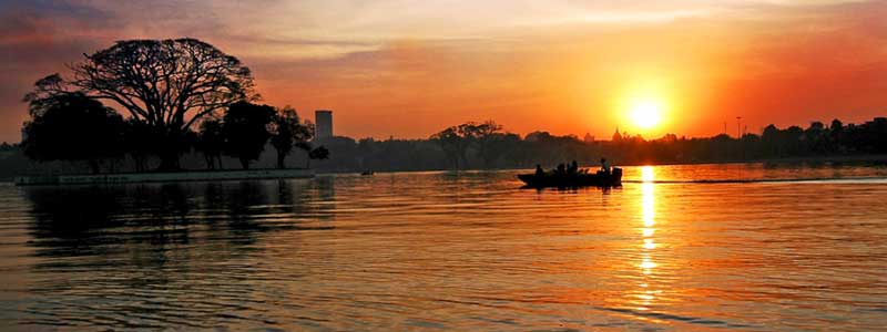 Ulsoor Lake Bangalore ka famouse tourist place hai